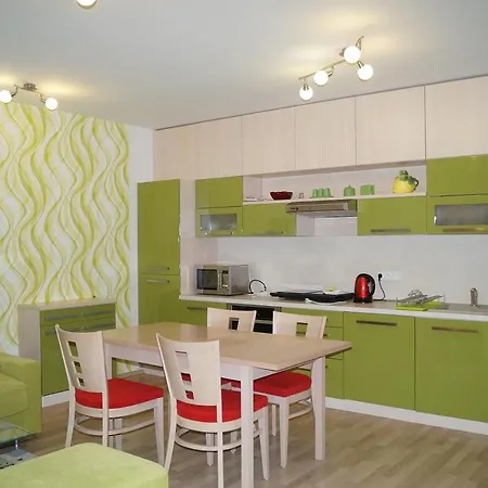Green Apartment